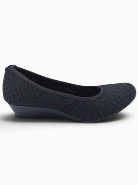 Nurture Black Basketweave Textured Low Wedge Ballet Flats Women's 6.5M